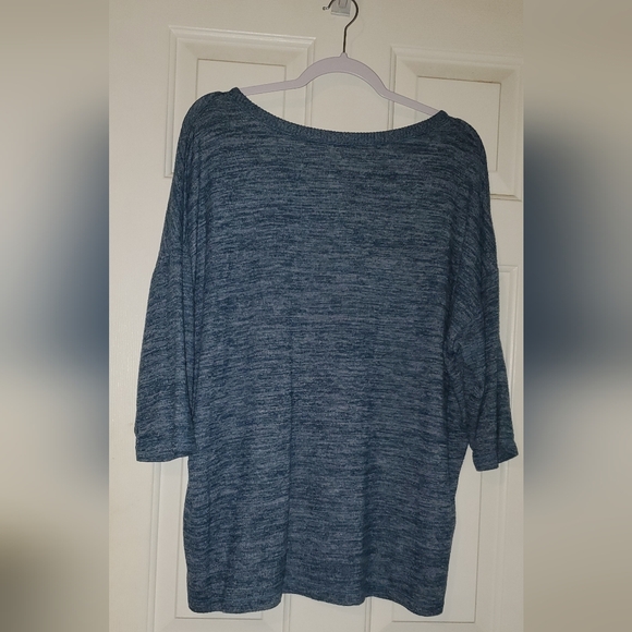 Torrid EUC Super Soft Sleep Shirt Sz 2 (18/20) - Picture 2 of 3